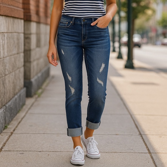 1822 DENIM Taylor Distressed Rolled Cuffed Ankle Cropped Jeans Casual Sz 10 EUC - Picture 1 of 16